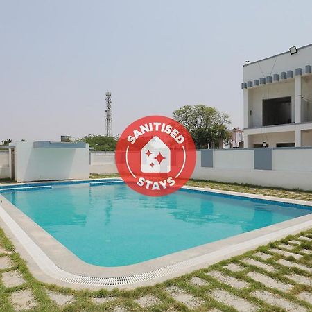 Oyo 38695 Peninsula Holiday Resorts Chennai Eksteriør bilde