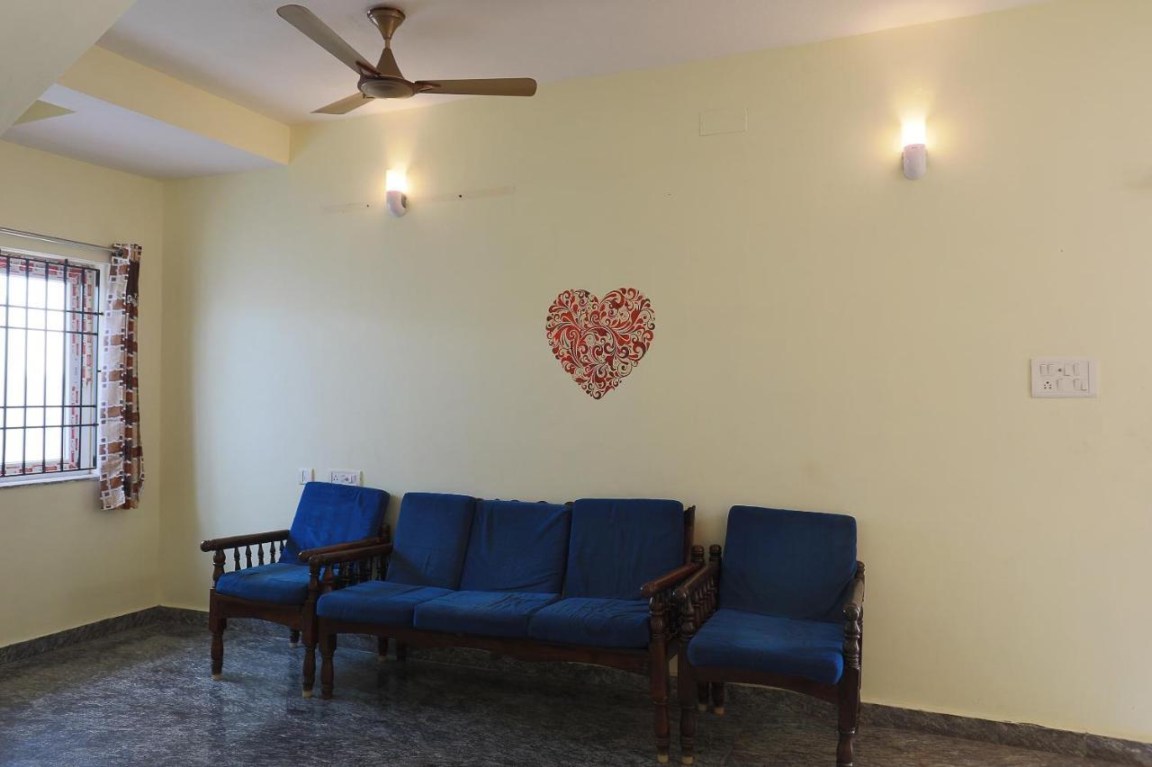 Oyo 38695 Peninsula Holiday Resorts Chennai Eksteriør bilde